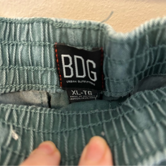 NWT Casual Green Drawstring Shorts - Picture 5 of 11